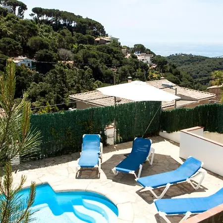 Sleeps 8 With Pool And Wifi Villa *